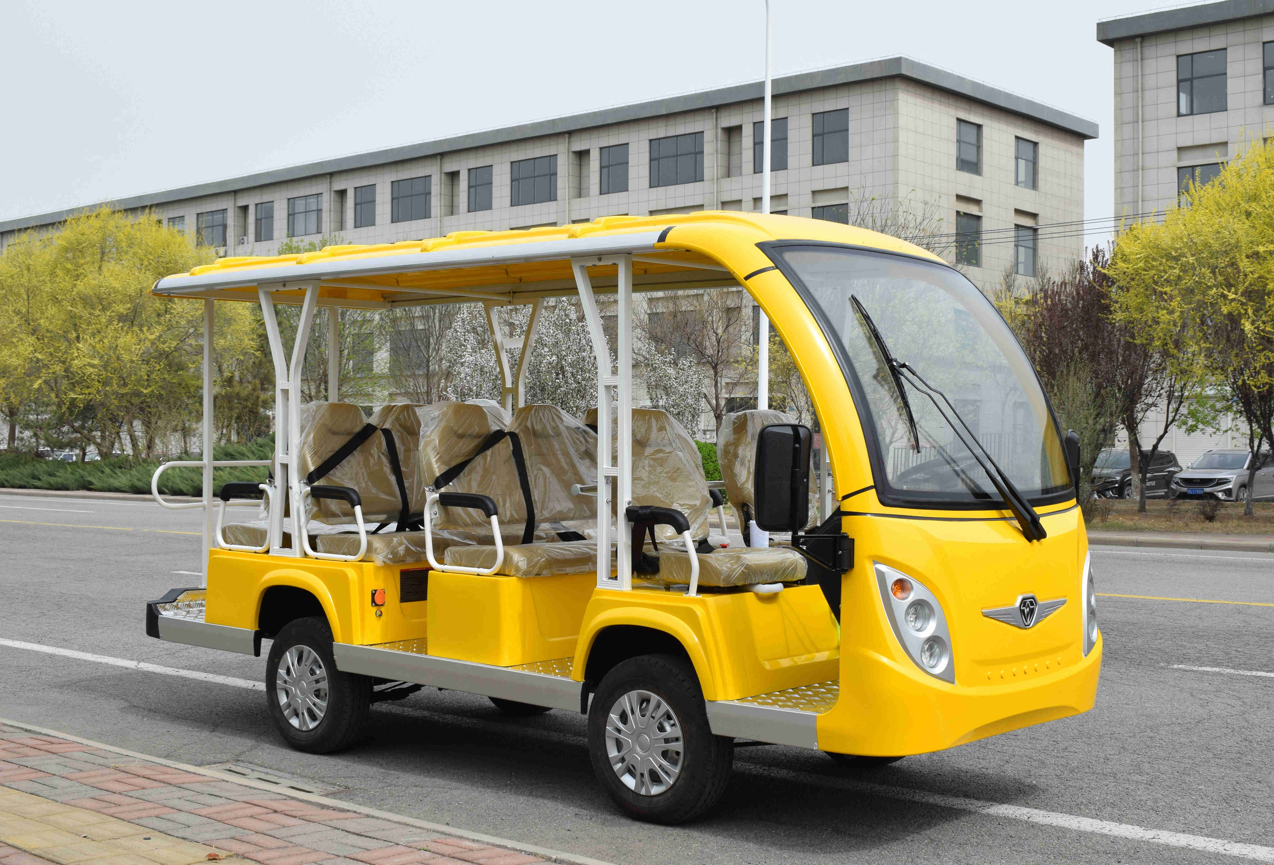 11座电动观光车 11座电动观光车