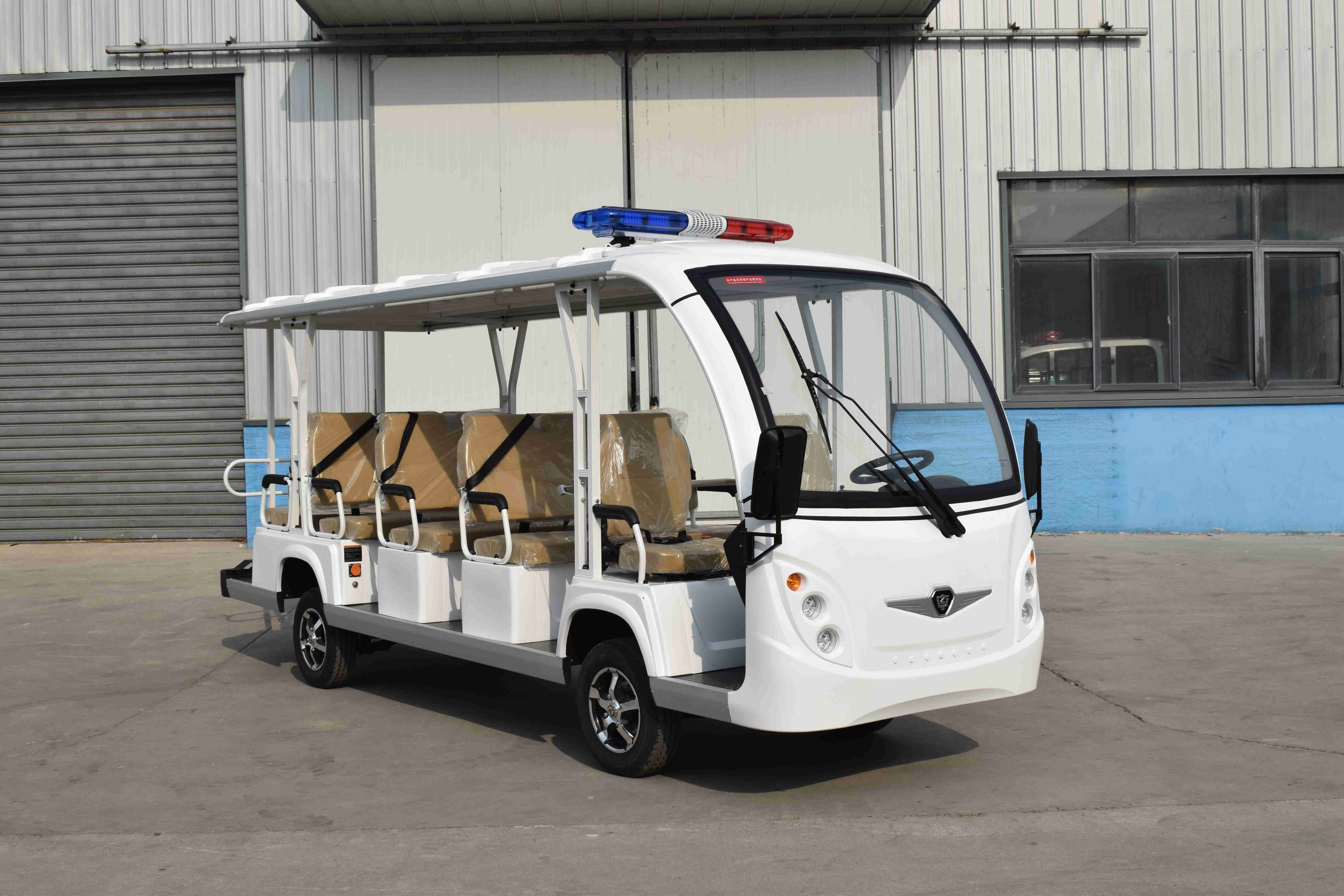 14座电动巡逻车