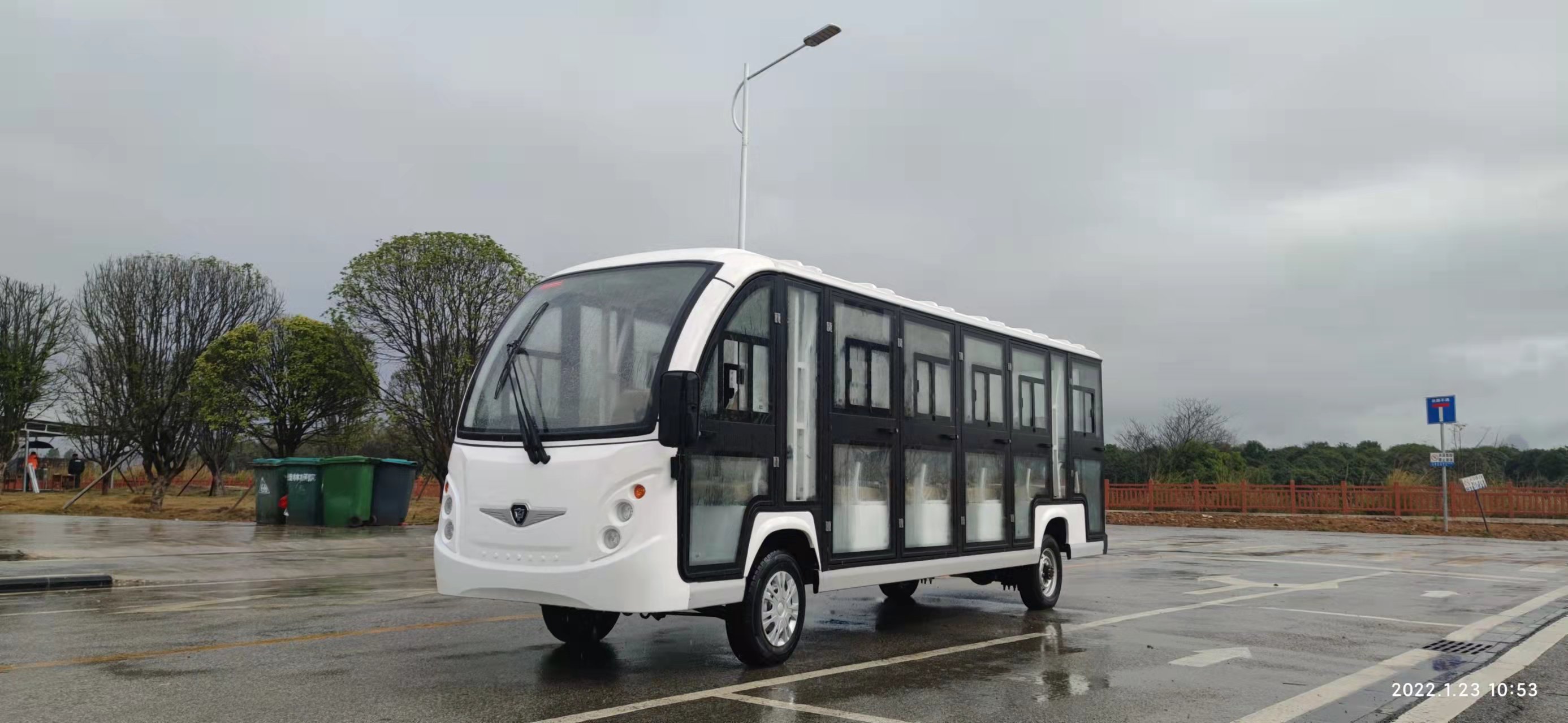 17座电动观光车