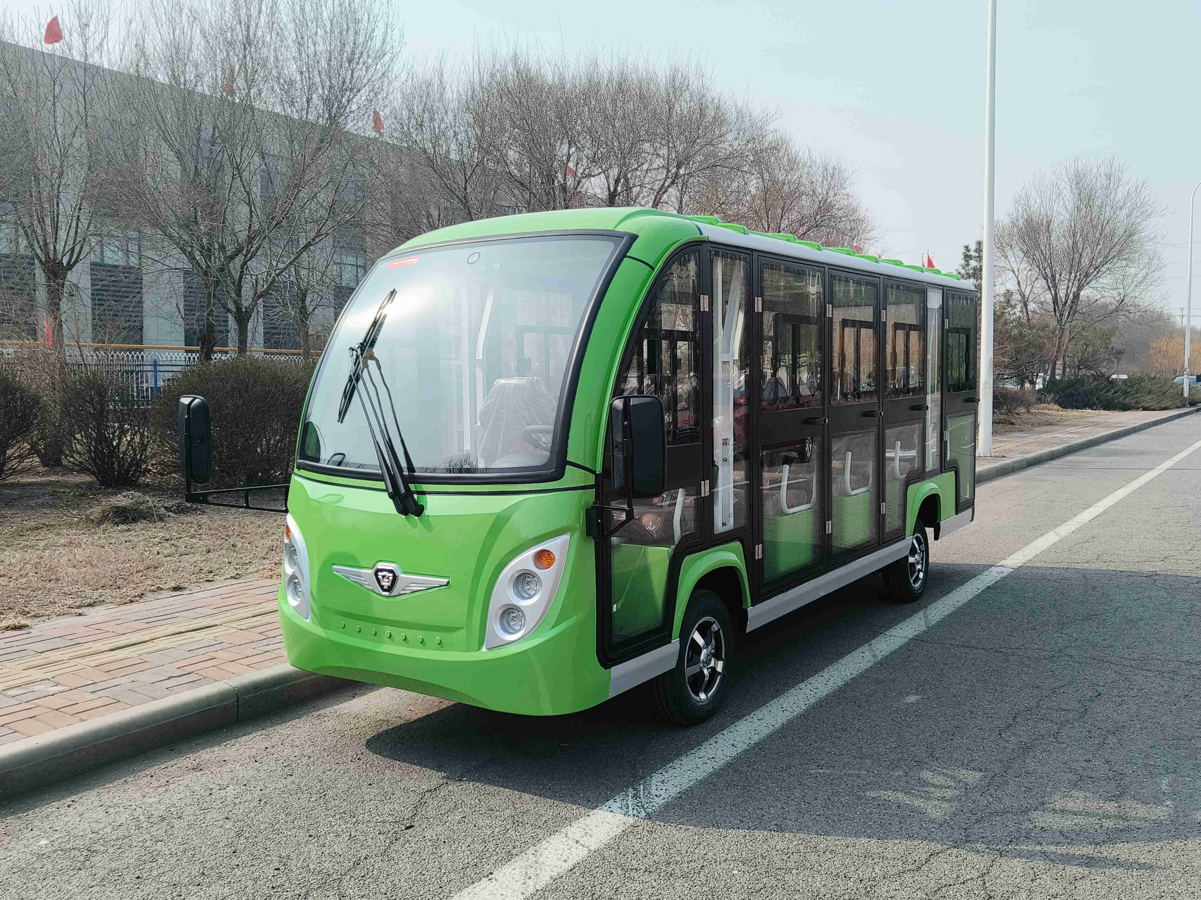 14座电动观光车 14座电动观光车