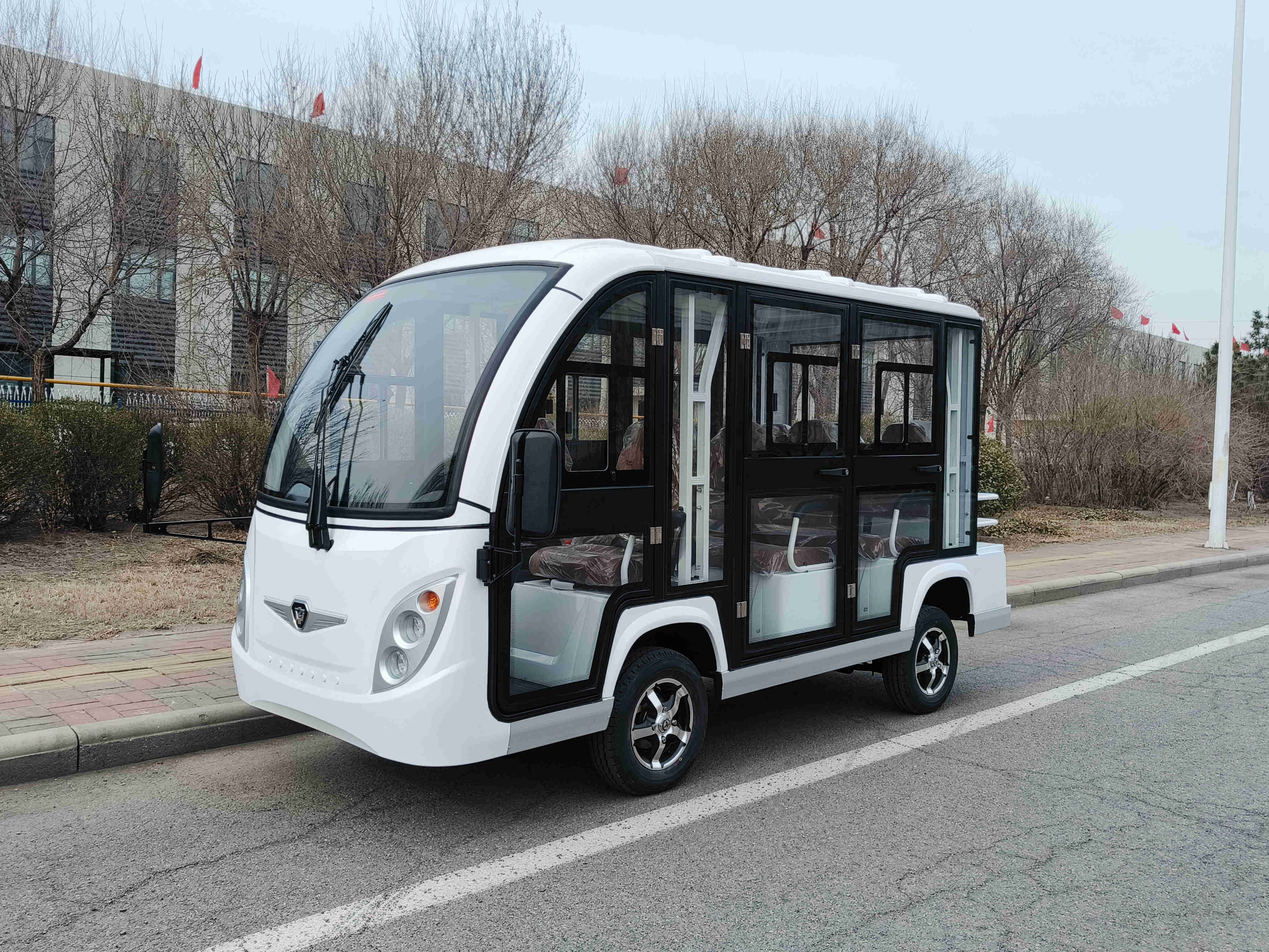 中宜8座电动观光车